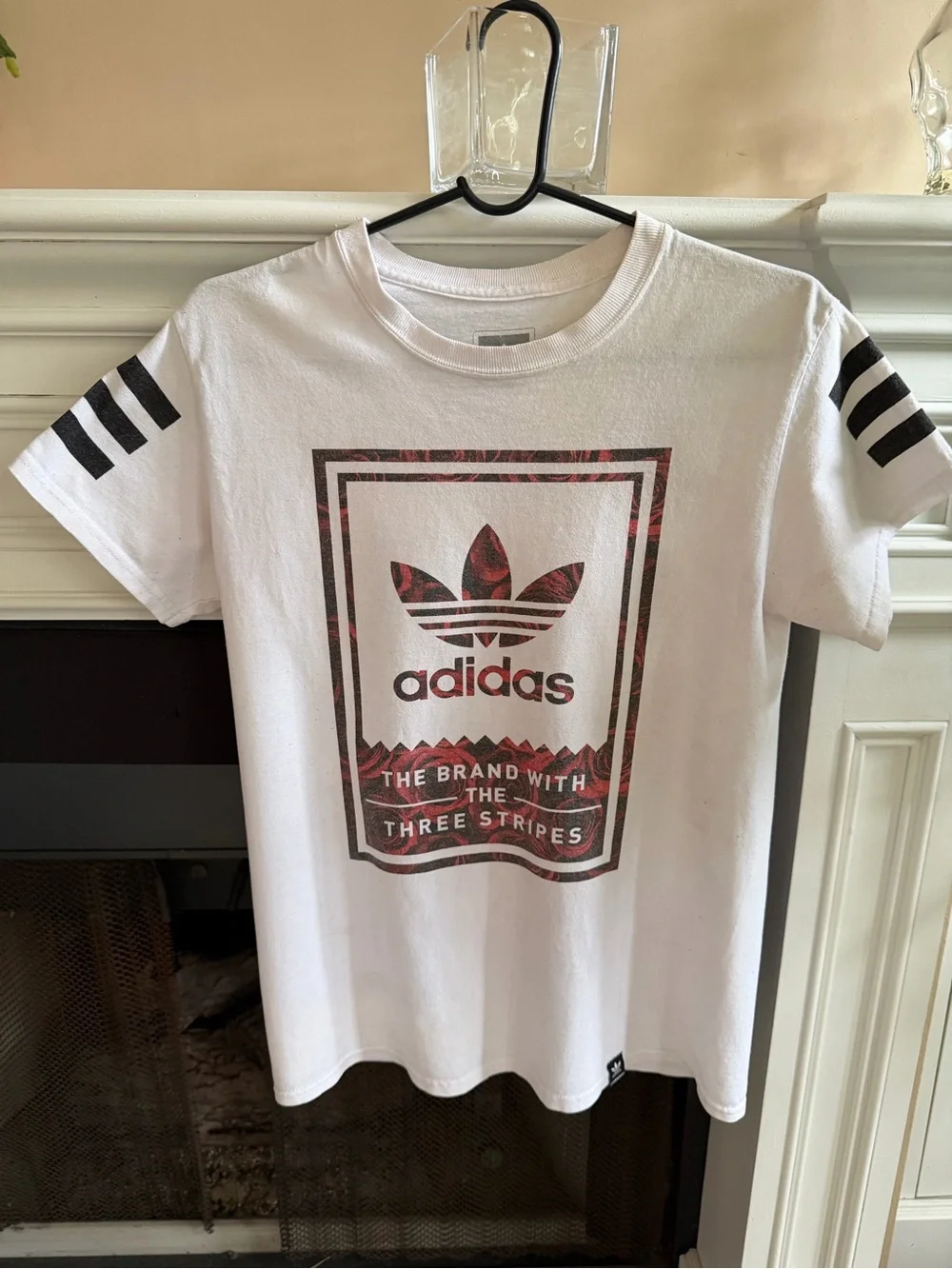 Adidas Originals Tongue Label Floral Trefoil Graphic TShirt Men’s Small S (READ)